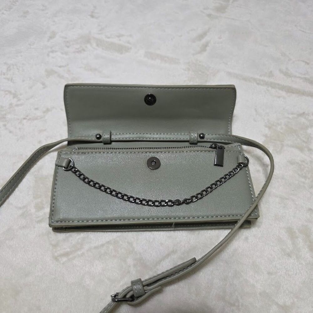 Steve Madden Olive Crossbody Bag Clutch Wallet w/ Chain and Strap Zipper Pocket - Picture 6 of 6